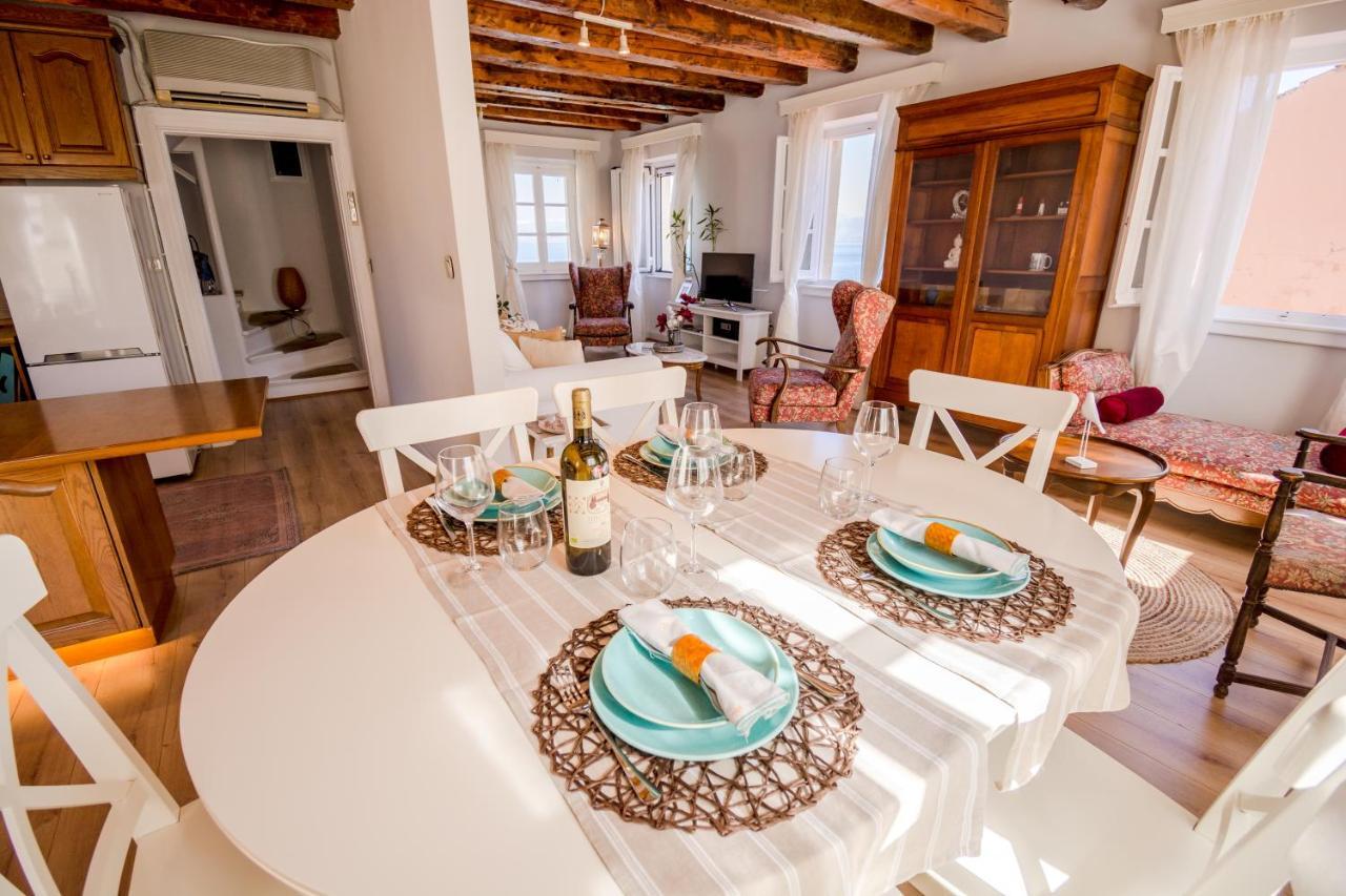 Lighthouse Apartment